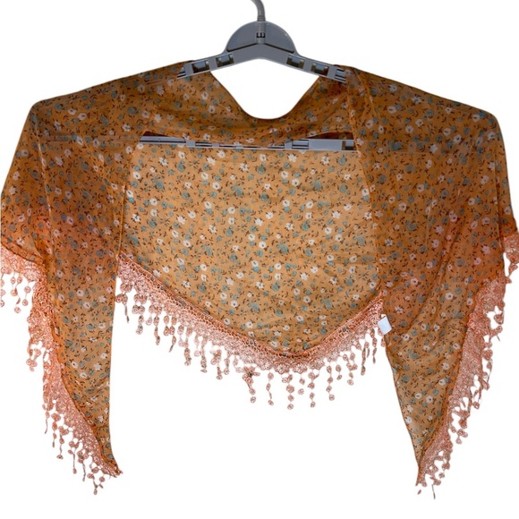 Floral Silk Lace Trim Shawl Scarf - NEW 🌼 - Picture 3 of 4